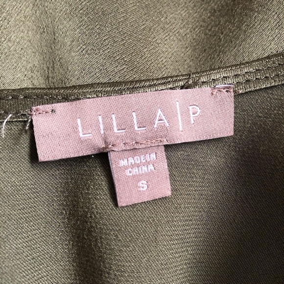 Lilla P Green Sateen Back Zip Short Sleeve Crew Neck Tee Shirt Blouse Size S - Picture 6 of 8